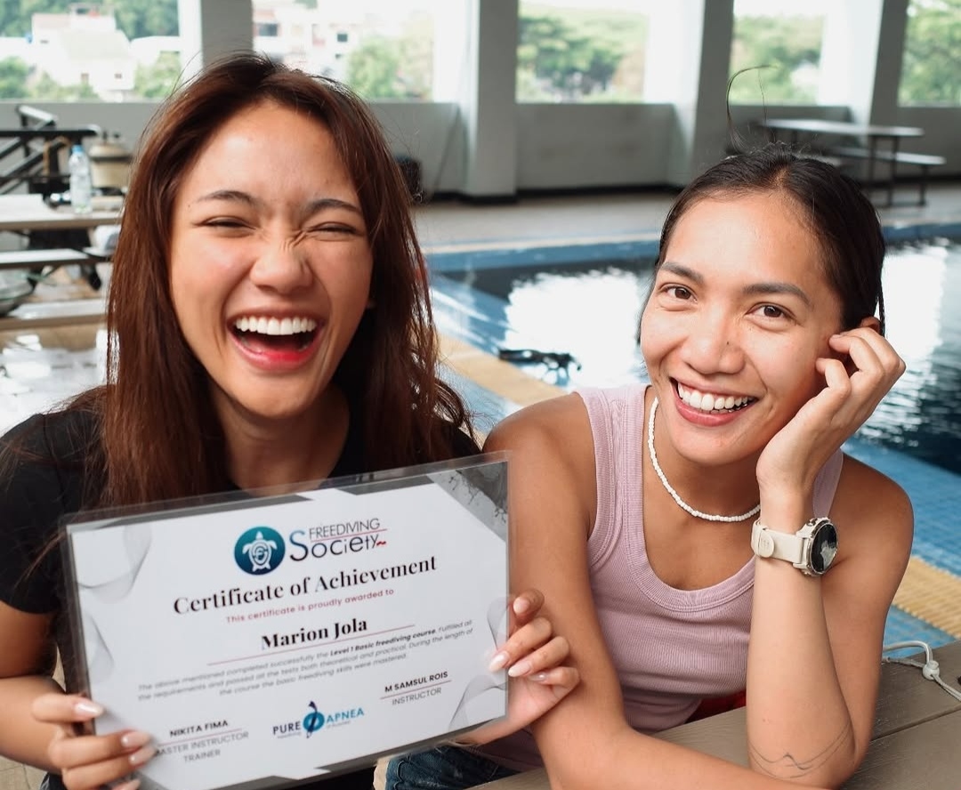 Usai Tiga Kali Sesi Latihan, Marion Jola Resmi Kantongi Sertifikat Freediving 