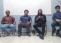 Malahayati Konsultan Beri Edukasi Rutin Tentang Bahaya Pinjol 6 EDUKASI RUTIN: CEO PT Malahayati Nusantara Raya Ahmad Maulana Wijaya (kedua dari kanan) memberikan penjelasan tentang bahaya pinjaman online. (FOTO: WAYTRI/KORANINDOPOS.COM)
