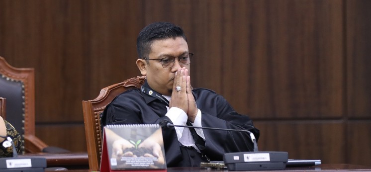 MK Putuskan Sisa Kuota Internet Harus Dilindungi, Operator Wajib Sediakan Opsi Layanan yang Menjamin Hak Pelanggan 3 MK Putuskan Sisa Kuota Internet Harus Dilindungi, Operator Wajib Sediakan Opsi Layanan yang Menjamin Hak Pelanggan