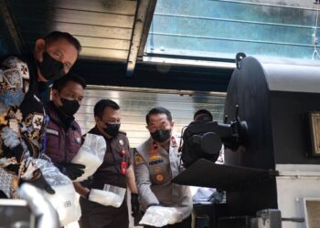 Polda Banten Musnahkan 73,2 Kg Sabu, 7,4 Kg Ganja dan Vape Etomidate, Selamatkan 332 Ribu Jiwa dari Ancaman Narkoba 2 Polda Banten Musnahkan 73,2 Kg Sabu, 7,4 Kg Ganja dan Vape Etomidate, Selamatkan 332 Ribu Jiwa dari Ancaman Narkoba