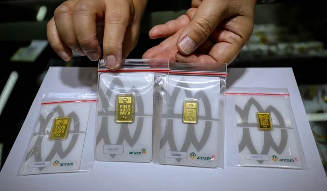 Harga Emas Antam Hari Ini Stagnan di Rp 2,67 Juta per Gram Usai Anjlok Rp 48.000