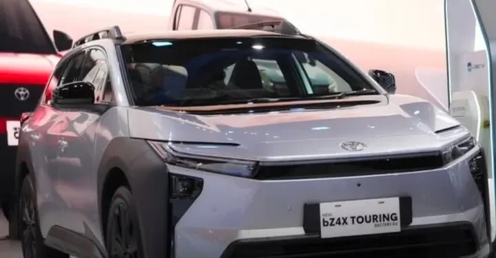 New Toyota bZ4X Touring Battery EV Curi Perhatian di GIIAS 2026, Bawa Aura SUV Adventure 1 New Toyota bZ4X Touring Battery EV Curi Perhatian di GIIAS 2026, Bawa Aura SUV Adventure