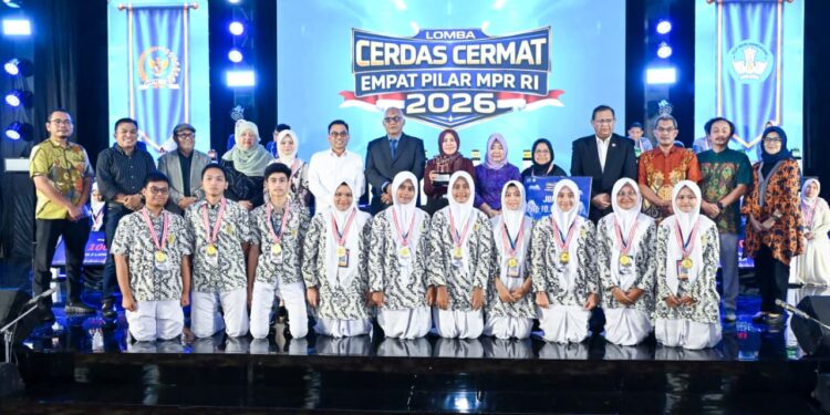 SMAN 2 Banda Aceh Juara LCC Empat Pilar MPR RI di Provinsi Aceh Lewat Persaingan Dramatis, Teuku Ibrahim: Saatnya Bawa Gelar Juara Nasional ke Aceh 1 LCC Empat Pilar
