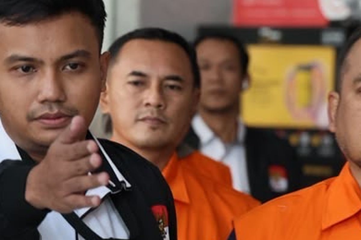 Harta Staf KPK yang Jadi Tersangka Kasus Dugaan Pemerasan Bupati Pemalang Capai Rp761,6 Juta 2 Harta Staf KPK yang Jadi Tersangka Kasus Dugaan Pemerasan Bupati Pemalang Capai Rp761,6 Juta