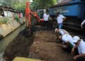 Sedimen Lumpur Tutup 90 Persen Saluran di Pesanggrahan Jaksel, 500 Personel Dikerahkan 7 Sedimen Lumpur Tutup 90 Persen Saluran di Pesanggrahan Jaksel, 500 Personel Dikerahkan