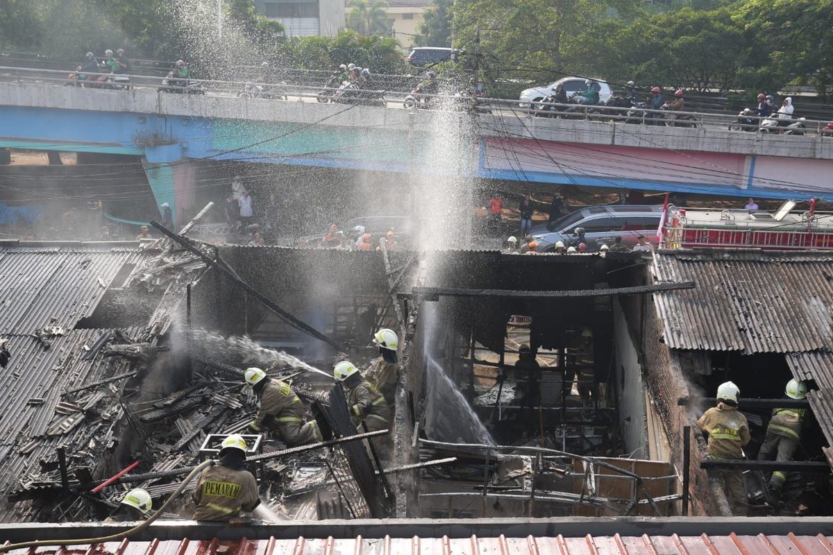 Kebakaran Permukiman Padat Jakarta Terus Berulang, Kelistrikan Jadi Biang Kerok 2 Kebakaran Permukiman Padat Jakarta Terus Berulang, Kelistrikan Jadi Biang Kerok