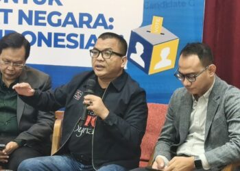 Denny Indrayana Minta Demo 27 Agustus Berjalan Hati-hati, Jangan Sampai Berujung Kericuhan