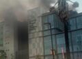 Kebakaran Melanda Bedeng Proyek Dekat RS PIK Jakut, Diduga akibat Korsleting