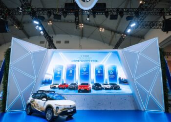 VinFast Hadirkan Pengalaman Elektrifikasi Menyeluruh di GIIAS Surabaya 2026