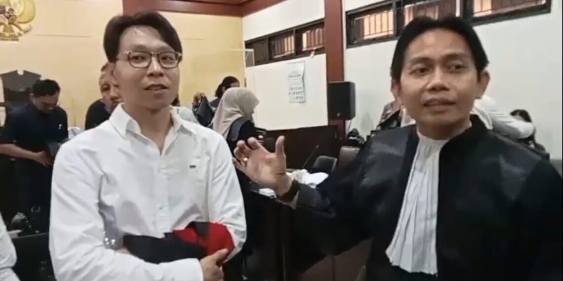 Fakta Baru Sidang Richard Lee, Saksi Korban Mengaku Lupa Dokumen Laporan Perkara 1 Fakta Baru Sidang Richard Lee, Saksi Korban Mengaku Lupa Dokumen Laporan Perkara