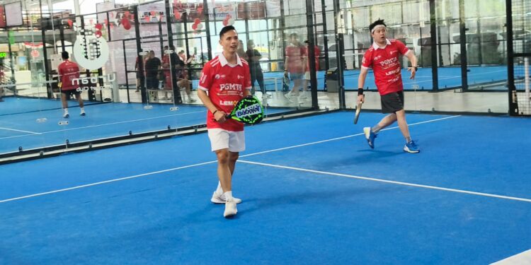 Semangat Kemerdekaan Pedagang Metro Tanah Abang: Mempererat Solidaritas Lewat Turnamen Padel 1 Semangat Kemerdekaan Pedagang Metro Tanah Abang: Mempererat Solidaritas Lewat Turnamen Padel