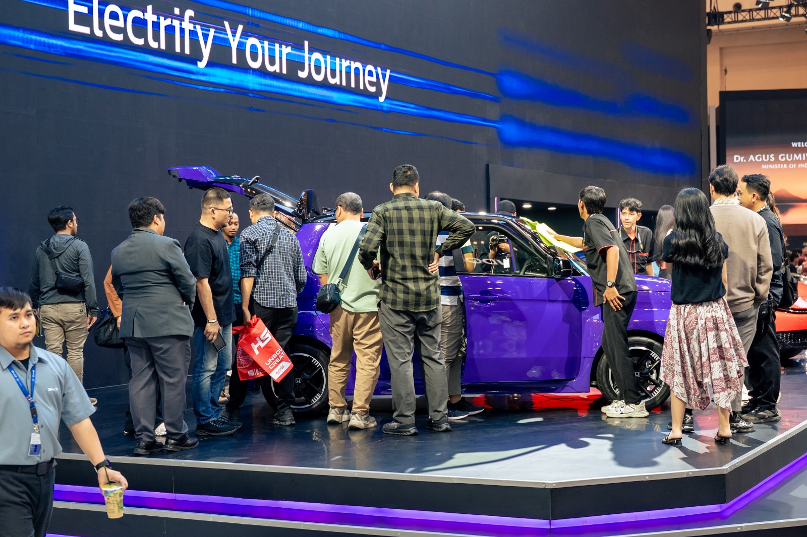 Honda Resmi Buka Pemesanan Super-ONE di Indonesia, Harga Mulai Rp438 Juta 2 Honda Resmi Buka Pemesanan Super-ONE di Indonesia, Harga Mulai Rp438 Juta