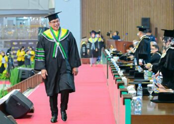 Dirut BULOG Ahmad Rizal Ramdhani Raih Gelar Doktor dari Universitas Indonesia