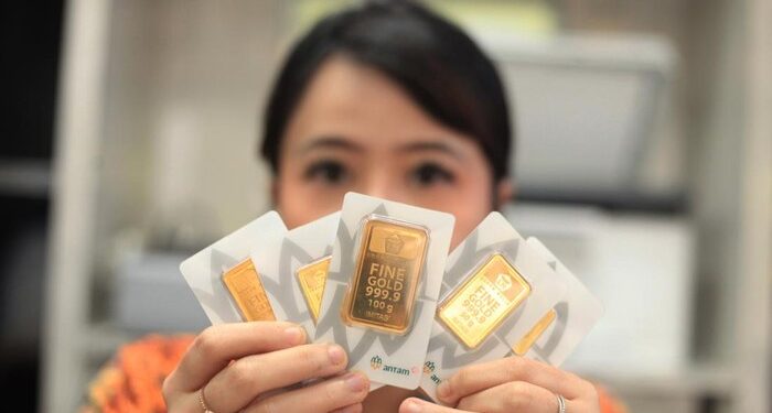 Harga Emas Antam Hari Ini Ambruk Rp50.000, Jadi Rp2,645 Juta per Gram