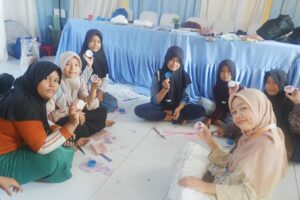ui 2 - Tim PANGLIMAJA Salam UI: Sulap Limbah Rumah Tangga Jadi Produk Bernilai di Tegalmaja