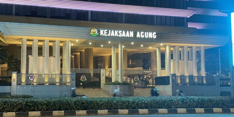 Kejagung Periksa 5 Saksi dalam Dugaan Korupsi Tata Kelola MBG 1 Kejagung Periksa 5 Saksi dalam Dugaan Korupsi Tata Kelola MBG