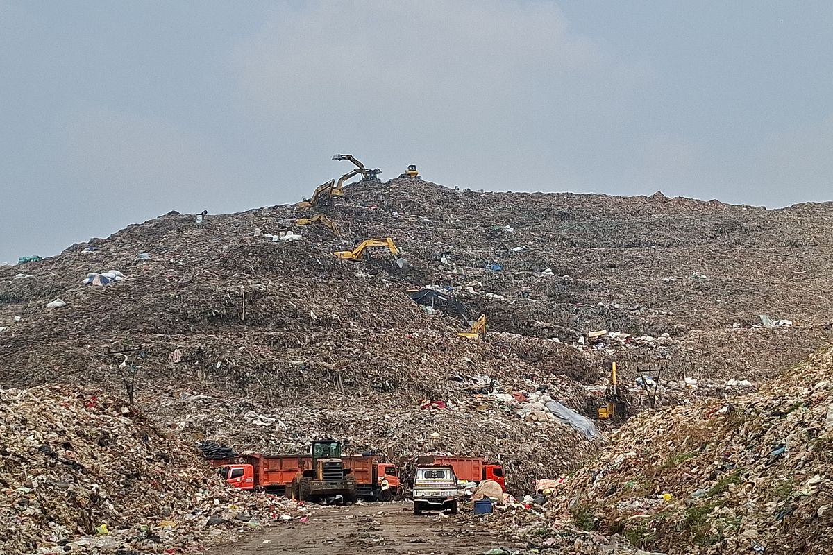 TPST Bantargebang Tampung 9.000 Ton Sampah per Hari, Jakarta Benarkah Sudah Darurat? 2 TPST Bantargebang Tampung 9.000 Ton Sampah per Hari, Jakarta Benarkah Sudah Darurat?