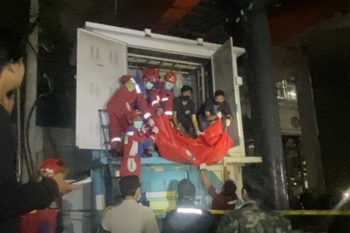 Pria Ditemukan Tewas di Gardu Listrik Stasiun LRT Pancoran, Diduga Tersetrum Saat Hendak Curi Kabel