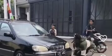 Pria Lempar Batu ke Mobil di Jagakarsa Mengaku Hendak Menolong, Sempat Lihat Orang Jatuh