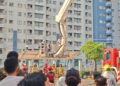 Terjebak Asap Kebakaran Apartemen Pavilion, WNA Jepang Lari ke Rooftop Cari Udara