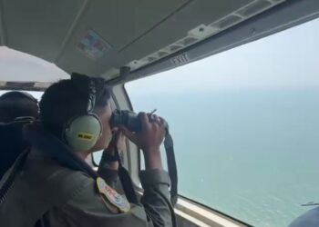 TNI AL Kerahkan Kapal dan Pesawat Cari Korban KM Virgo Transport 8