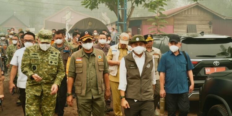 Kepala BNPB dan Menhut Akan Berkantor di Kalteng untuk Kawal Penanganan Karhutla 1 Kepala BNPB dan Menhut Akan Berkantor di Kalteng untuk Kawal Penanganan Karhutla