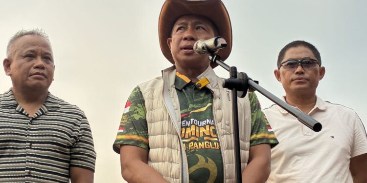 TNI Sita 8 Senjata SS1 P1 yang Disebut Direbut OPM dari Satuan TNI di Papua