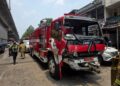 Kecelakaan Beruntun 6 Kendaraan di Jaktim, Truk Damkar Tabrak Colt Diesel hingga Terdorong ke Depan 7 Kecelakaan Beruntun 6 Kendaraan di Jaktim, Truk Damkar Tabrak Colt Diesel hingga Terdorong ke Depan