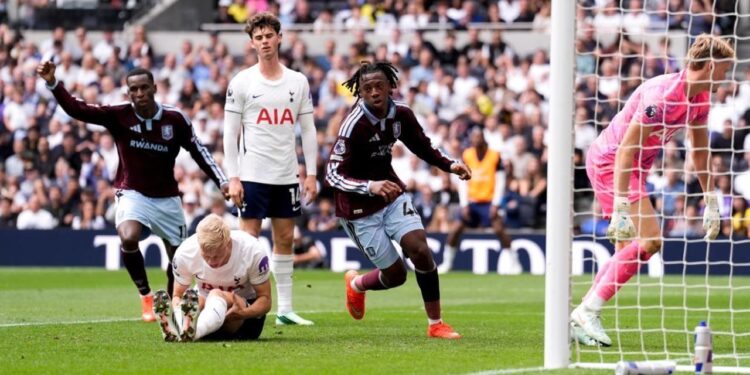 HASIL PAHIT: Pemain Aston Villa Johan Manzambi merayakan gol dalam pertandingan Premier League melawan Tottenham Hotspur pada Sabtu (19/9/2026). (Foto: (c) Andrew Matthews/PA via AP)