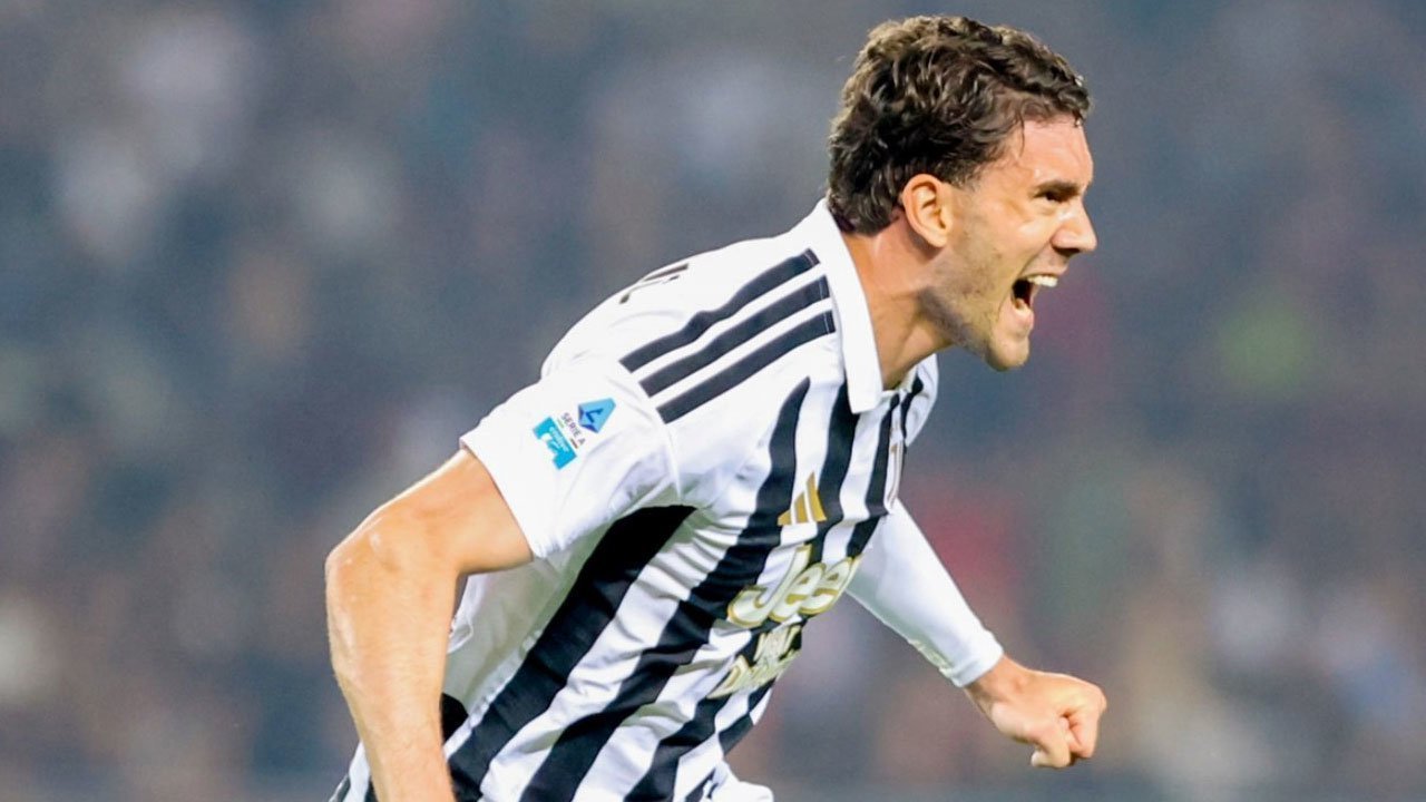 TUAI SOROTAN: Selebrasi Dusan Vlahovic usai membobol gawang Torino pada Senin (25/5/2026). (Foto: (c) Serie A Official)