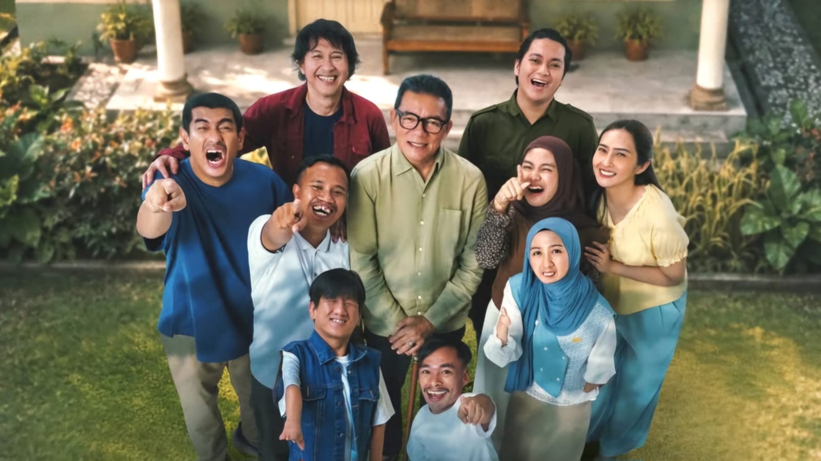 Sambut Film Istimewa: Nonton Bareng 7.500 Anak Disabilitas dan Janji 38 Rumah Singgah 2 Sambut Film Istimewa: Nonton Bareng 7.500 Anak Disabilitas dan Janji 38 Rumah Singgah