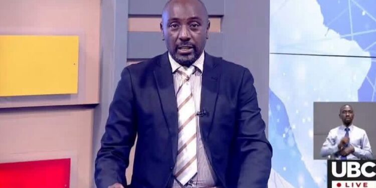 SOROTAN PUBLIK: Pembawa berita di Uganda, Edward Rukidi Kijanangoma, ditunjuk sebagai calon raja Kerajaan Tooro setelah raja sebelumnya, Oyo Nyimba Kabamba Iguru Rukidi IV, meninggal pada Agustus lalu. (Foto: Dok./facebook.com/humble.felixmayatsa)