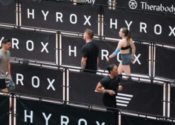 TREN BARU: Sejumlah peserta ajang fitness racing, Hyrox. (Foto Ilustrasi: Primafit.com)
