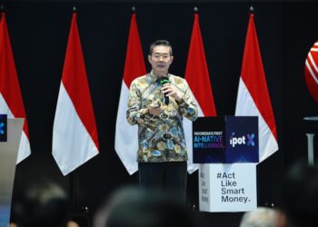 MEMBACA PASAR: President Director & CEO PT Indo Premier Sekuritas Moleonoto saat konferensi pers  di Bursa Efek Indonesia (BEI), SCBD, Jakarta Selatan pada Kamis (24/9/2026). (FOTO: WAYTRI/KORANINDOPOS.COM)