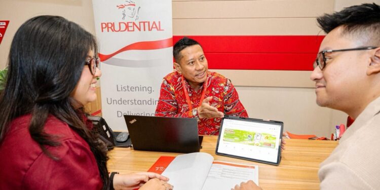 Pengalaman Monica Memilih Asuransi Kesehatan di Tengah Kenaikan Biaya Kesehatan