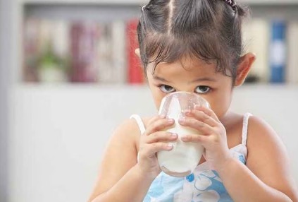Waspada Ibu Kurang Gizi, Anak yang Hanya Andalkan ASI Bisa Terancam Stunting 2 Waspada Ibu Kurang Gizi, Anak yang Hanya Andalkan ASI Bisa Terancam Stunting