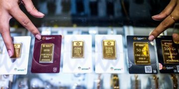 Harga Emas Antam Hari Ini Turun Rp1.000, Jadi Rp2,627 Juta per Gram