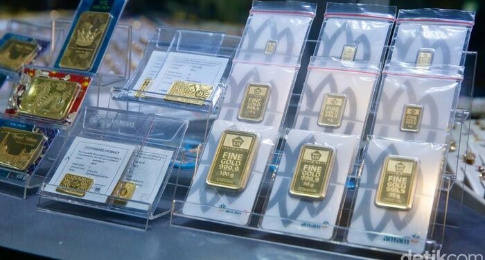 Harga Emas Antam Makin Jatuh, Turun Rp17.000 Jadi Rp2,61 Juta per Gram 1 Harga Emas Antam Makin Jatuh, Turun Rp17.000 Jadi Rp2,61 Juta per Gram