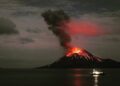 Abu Vulkanik Anak Krakatau Menyebar ke Jabodetabek, Dokter Ungkap Bahaya bagi Kesehatan 7 Abu Vulkanik Anak Krakatau Menyebar ke Jabodetabek, Dokter Ungkap Bahaya bagi Kesehatan