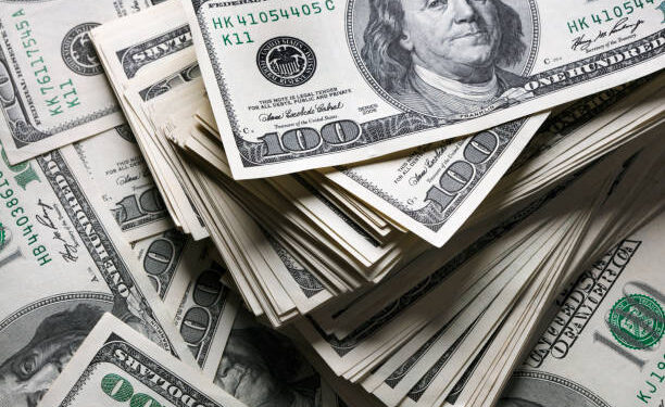 Dolar AS Menguat Tipis ke Rp17.671 Pagi Ini, Rupiah Kembali Tertekan 1 Dolar AS Menguat Tipis ke Rp17.671 Pagi Ini, Rupiah Kembali Tertekan