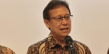 Menkes Kerahkan Tim Ahli RSCM Tangani Dua Siswi Karo yang Diduga Terdampak MBG