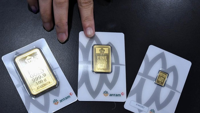 Harga Emas Antam Hari Ini Turun Rp10.000, Jadi Rp2,628 Juta per Gram 4 Harga Emas Antam Hari Ini Turun Rp10.000, Jadi Rp2,628 Juta per Gram
