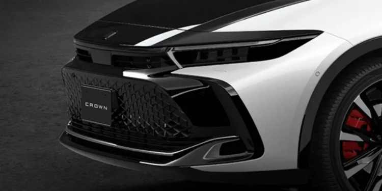 Penjualan Toyota Crown Tertekan, Camry Terbaru Diduga Jadi Penyebabnya 1 Penjualan Toyota Crown Tertekan, Camry Terbaru Diduga Jadi Penyebabnya