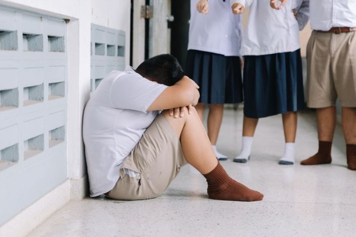 Viral Video Penganiayaan Siswa SMP di Sepatan, Tiga Remaja Dilaporkan ke Polisi 2 Viral Video Penganiayaan Siswa SMP di Sepatan, Tiga Remaja Dilaporkan ke Polisi