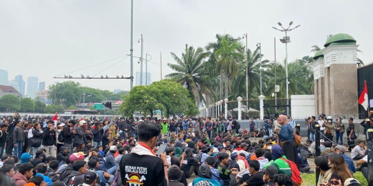 Demo 20 Oktober: Rekayasa Lalu Lintas dan Rute Alternatif Sekitar Istana dan Gedung DPR 1 Demo 20 Oktober: Rekayasa Lalu Lintas dan Rute Alternatif Sekitar Istana dan Gedung DPR