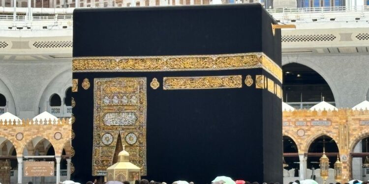 Konflik Houthi-Arab Saudi Memanas, 401 Jemaah Umrah Indonesia Terdampak Pembatalan Penerbangan