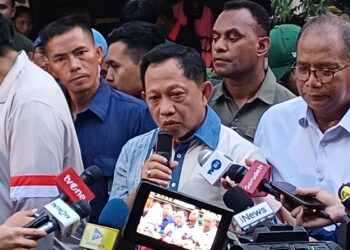 Atasi Akar Masalah Kampung Narkoba, Mendagri Ungkap Target Bedah 450.000 Rumah Tak Layak Huni 1 Atasi Akar Masalah Kampung Narkoba, Mendagri Ungkap Target Bedah 450.000 Rumah Tak Layak Huni