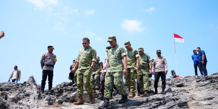 Bangun Tugu Titik Nol Kilometer Selatan Indonesia di Rote Ndao, BNPPDT Prioritaskan Pemenuhan Infrastruktur Dasar