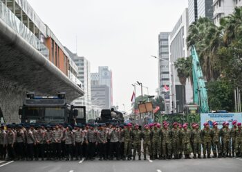 Komisi I DPR Tegaskan Pengerahan TNI Amankan Demo Tak Bisa Sembarangan, Harus Sesuai Prosedur Hukum