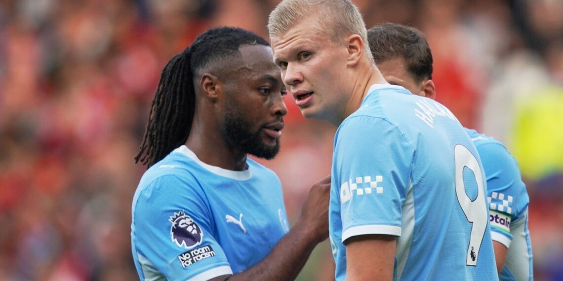 KEPUTUSAN BERSALAH: Ekspresi Skuad Manchester City di Derby Manchester. (Foto: (c) AP Photo/Ian Hodgson)